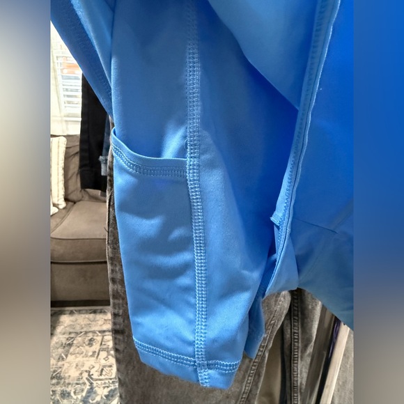 NIKE 💙 - Picture 3 of 4